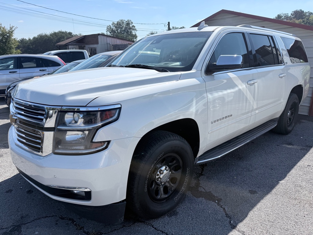 Photo 3 of this CHEVROLET SUBURBAN