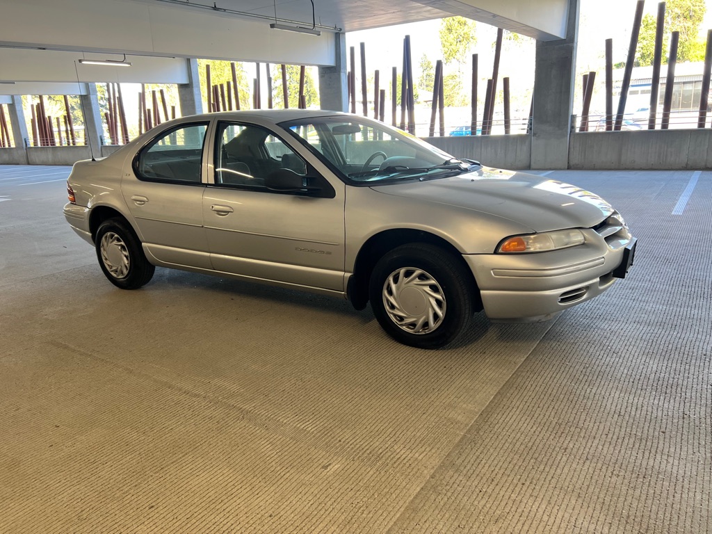 Silver 2000 Dodge Stratus SE Sedan FWD Sedan Front-Wheel Drive Automatic