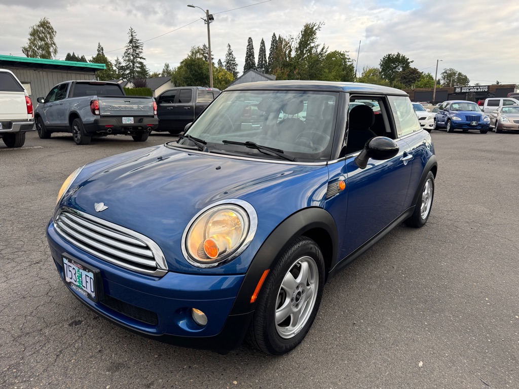 Blue 2007 MINI Cooper Hatchback Front-Wheel Drive Automatic