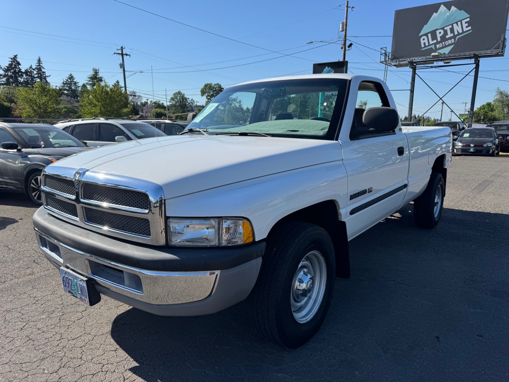 White 2001 Dodge RAM 2500 Pickup Truck Automatic