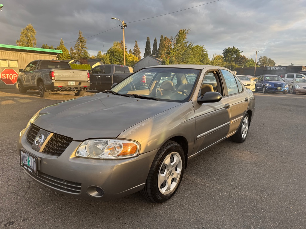 Brown 2004 Nissan Sentra Sedan Front-Wheel Drive 5-Speed Manual