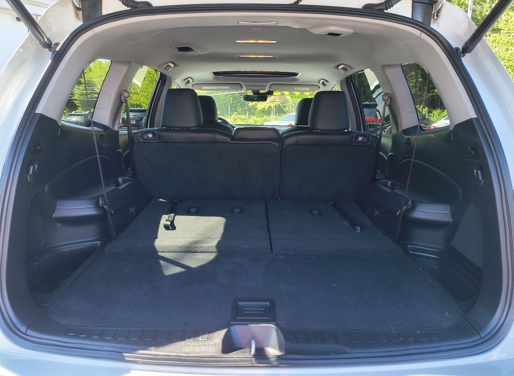 Photo 8 of this HONDA PILOT