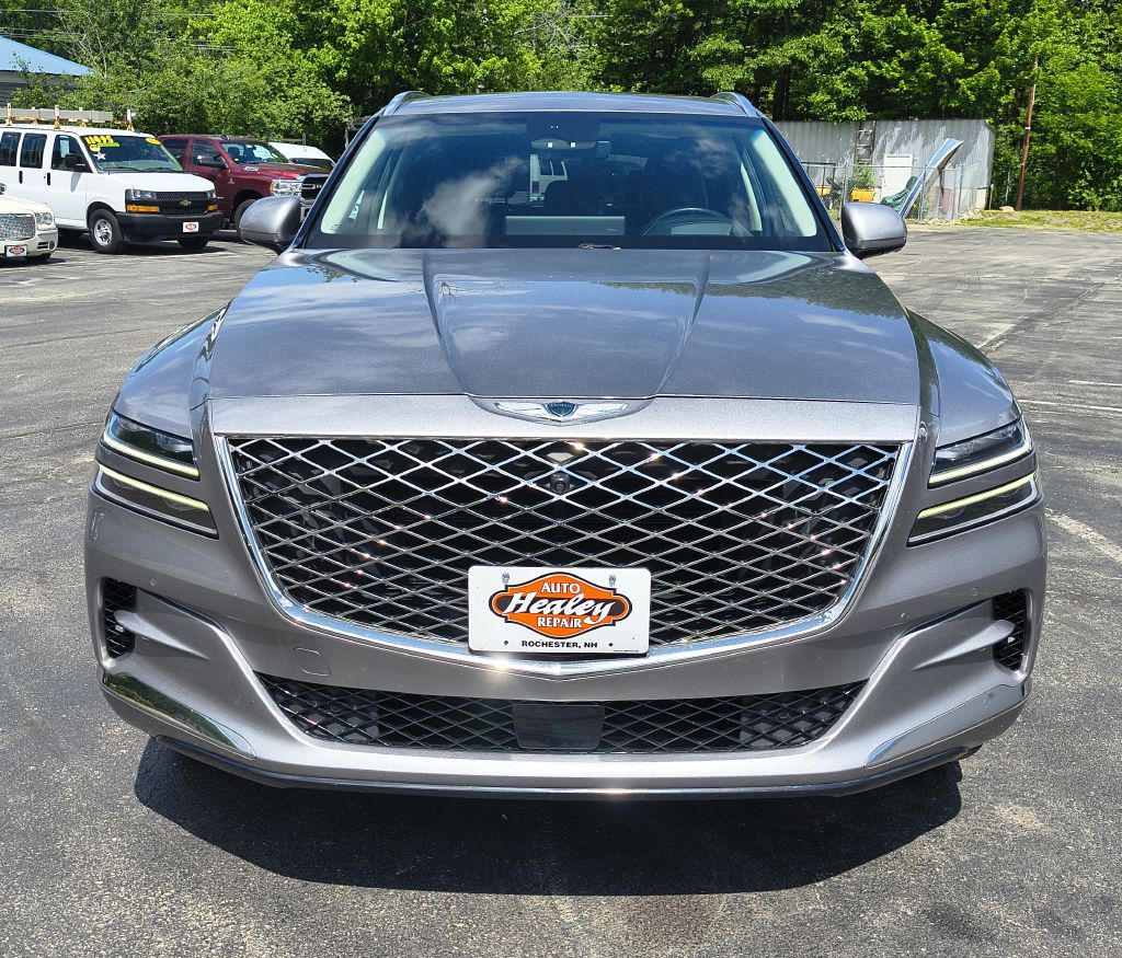 Photo 2 of this GENESIS GV80