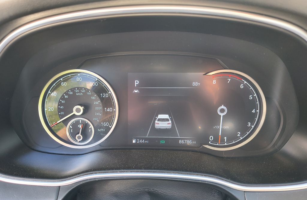 Photo 11 of this GENESIS GV80
