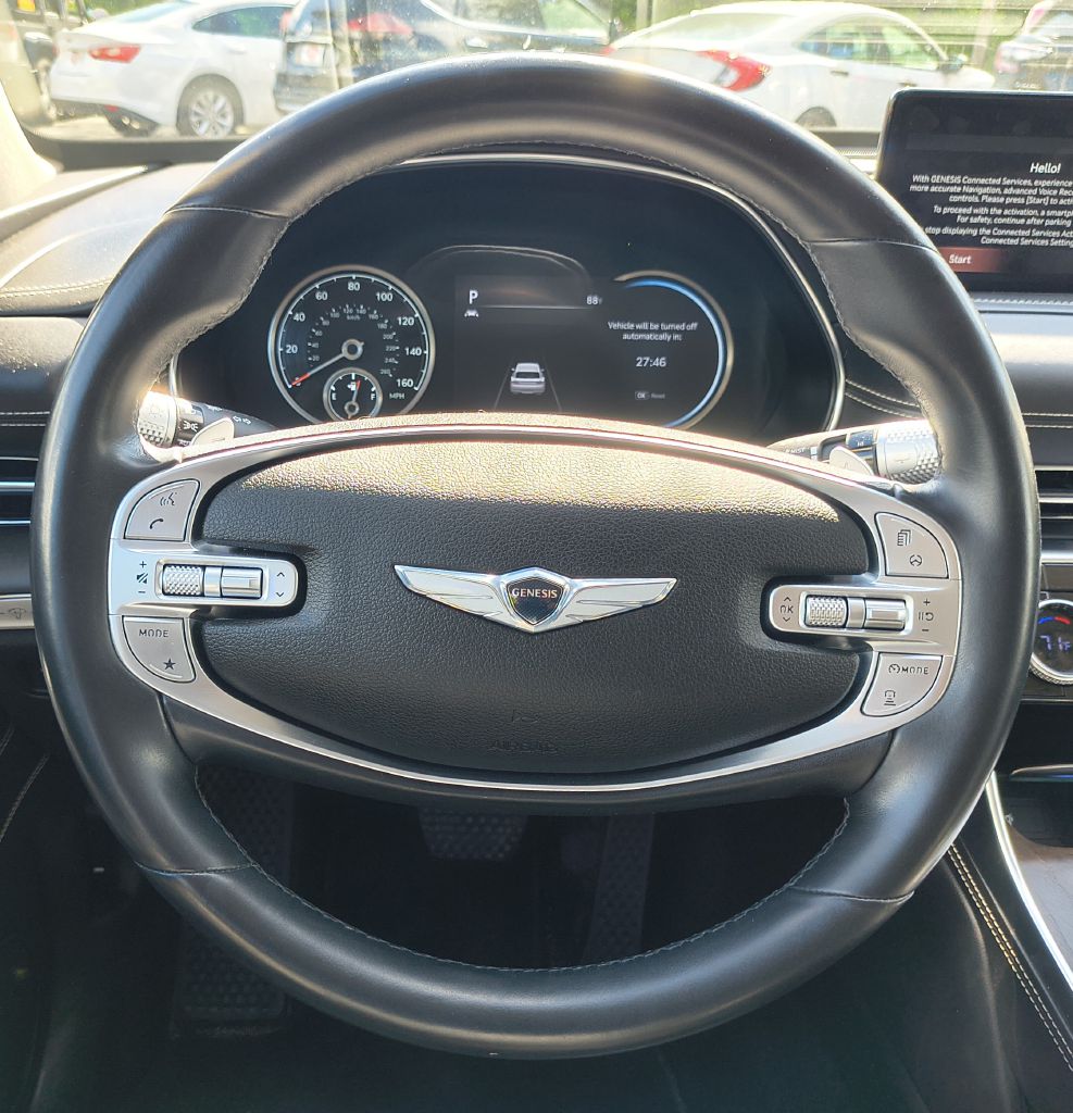 Photo 10 of this GENESIS GV80