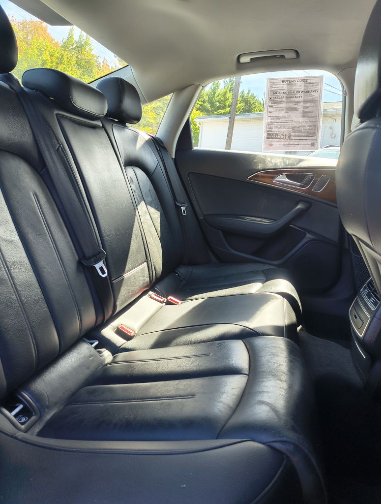 Photo 10 of this AUDI A6