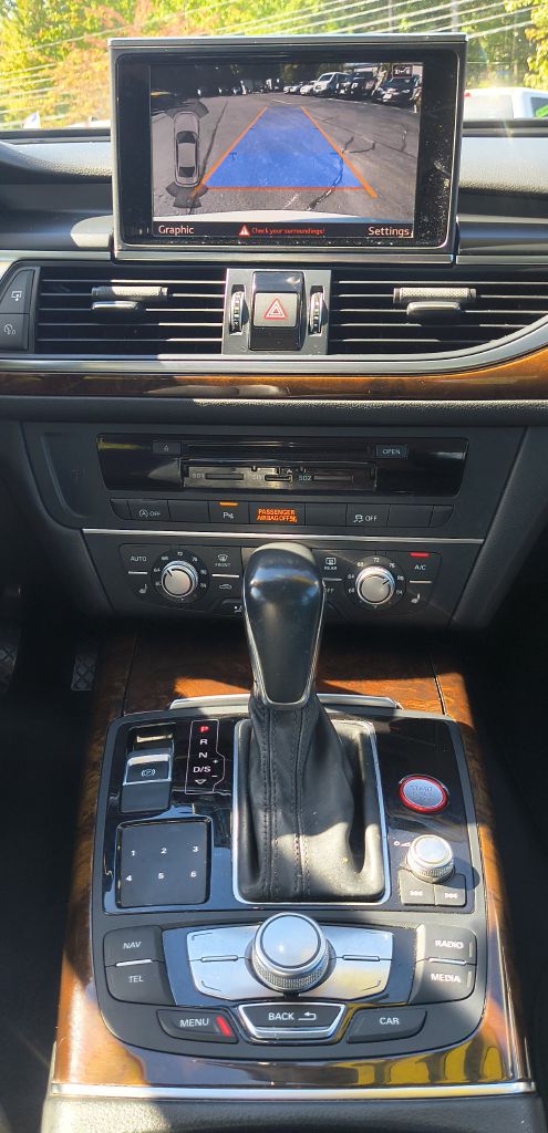 Photo 12 of this AUDI A6
