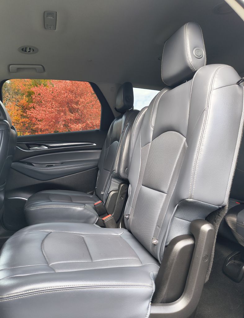 Photo 15 of this BUICK ENCLAVE