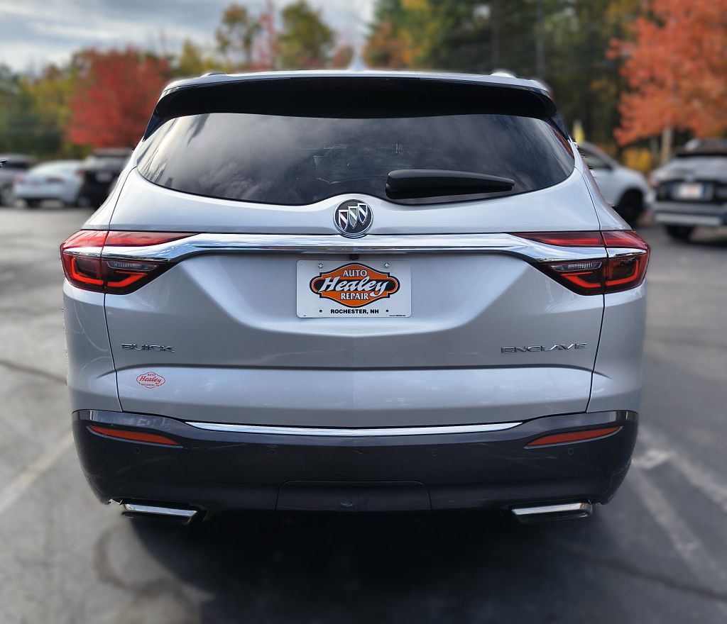 Photo 5 of this BUICK ENCLAVE