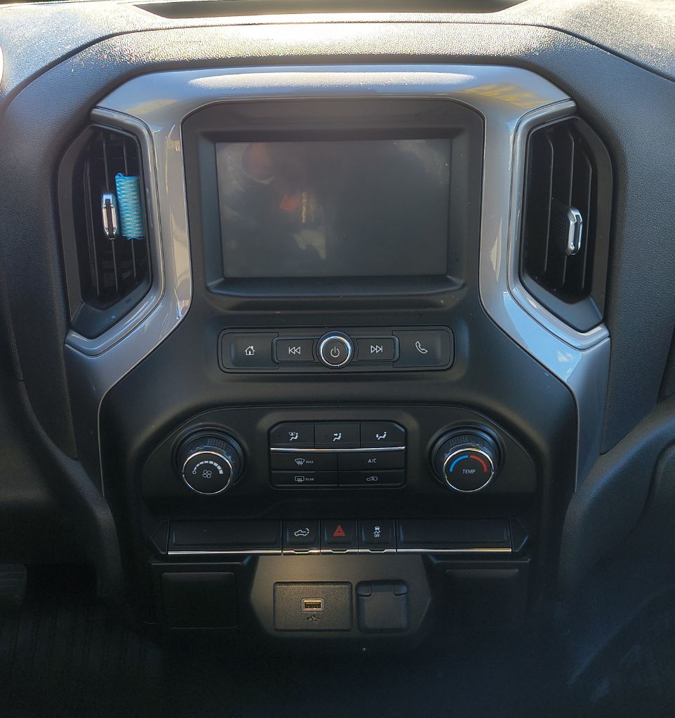 Photo 9 of this CHEVROLET SILVERADO 1500