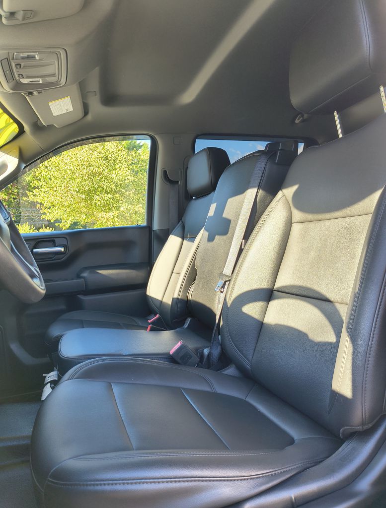 Photo 12 of this CHEVROLET SILVERADO 1500