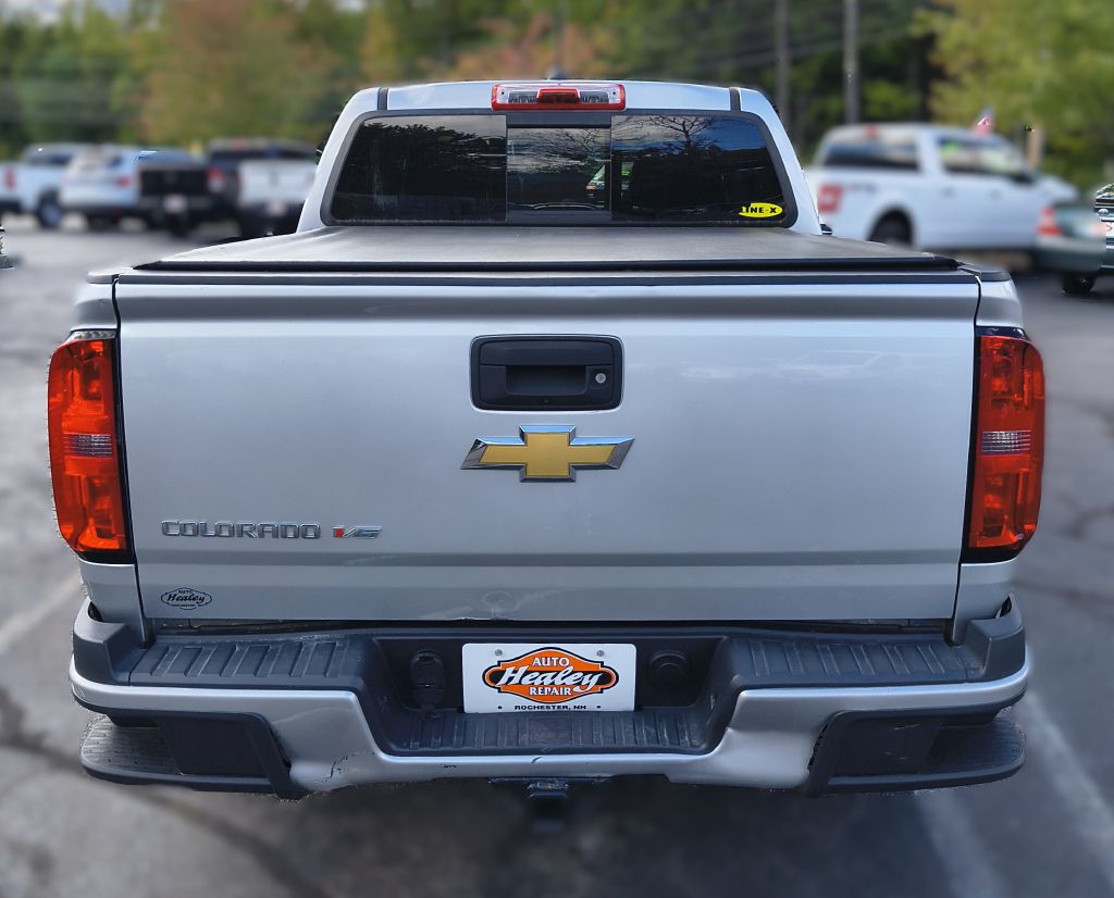 Photo 5 of this CHEVROLET COLORADO