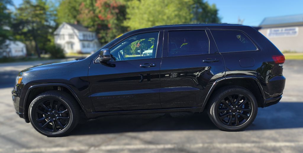 Photo 7 of this JEEP GRAND CHEROKEE