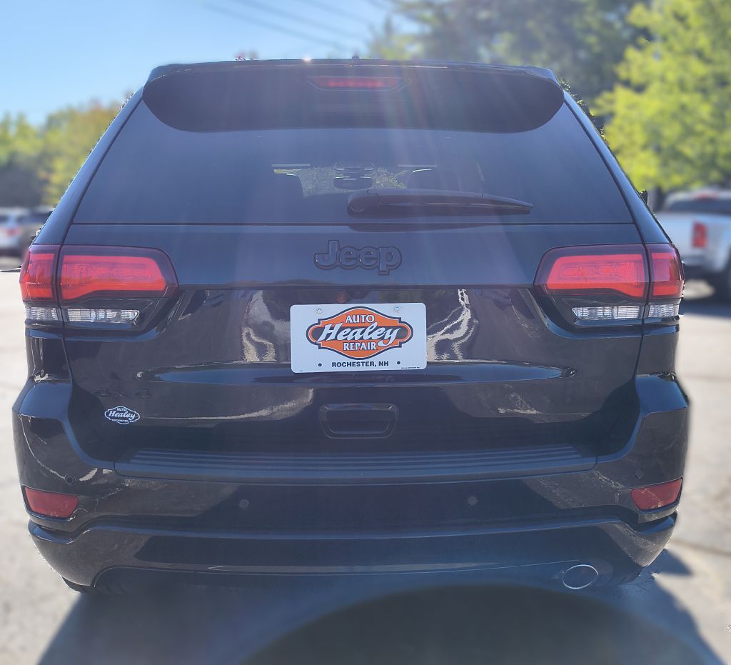 Photo 5 of this JEEP GRAND CHEROKEE