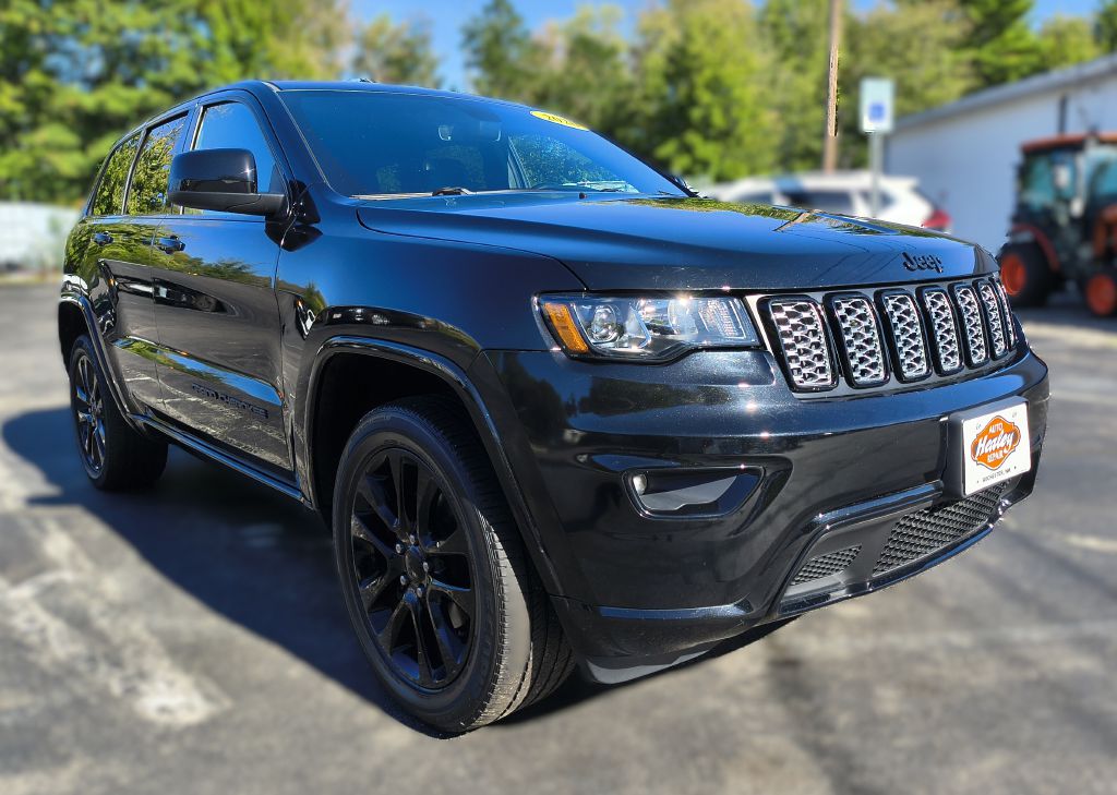 Photo 3 of this JEEP GRAND CHEROKEE
