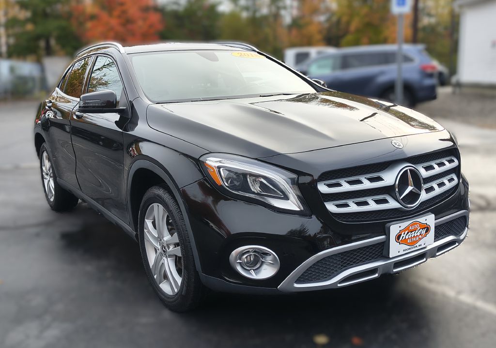 Photo 3 of this MERCEDES-BENZ GLA