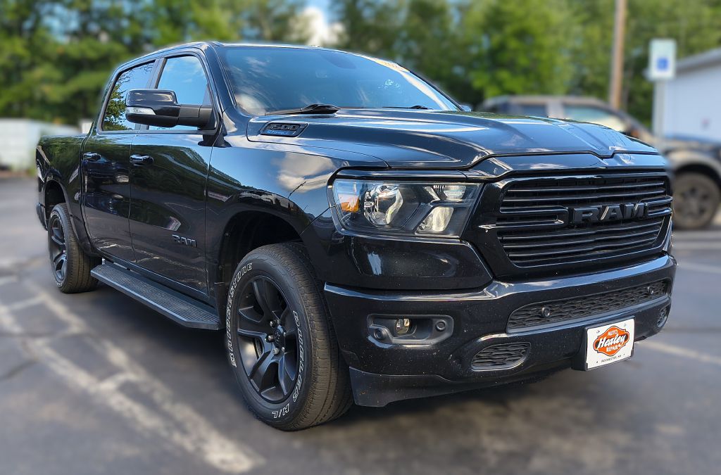 Photo 3 of this RAM 1500