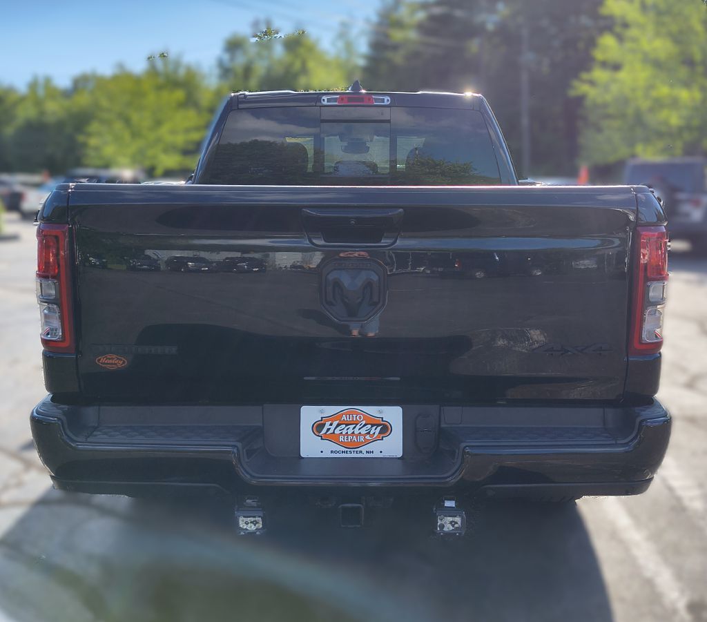 Photo 5 of this RAM 1500