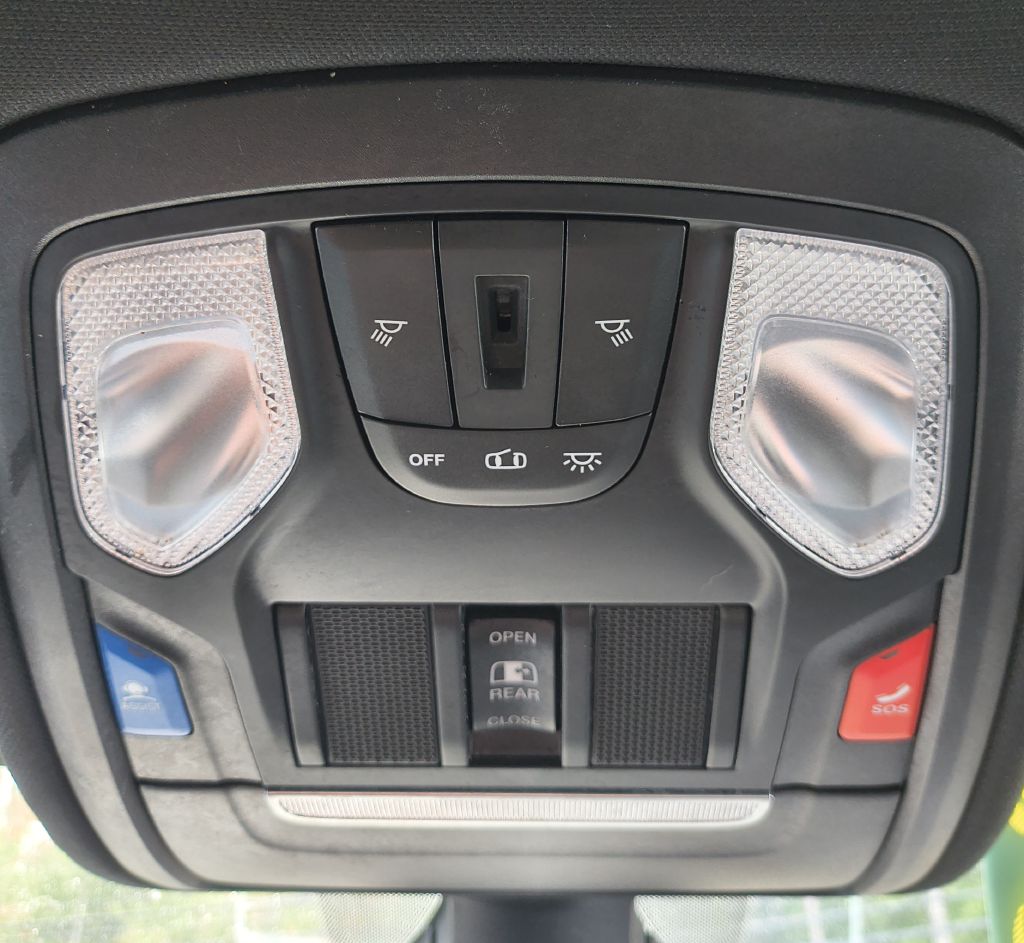 Photo 16 of this RAM 1500