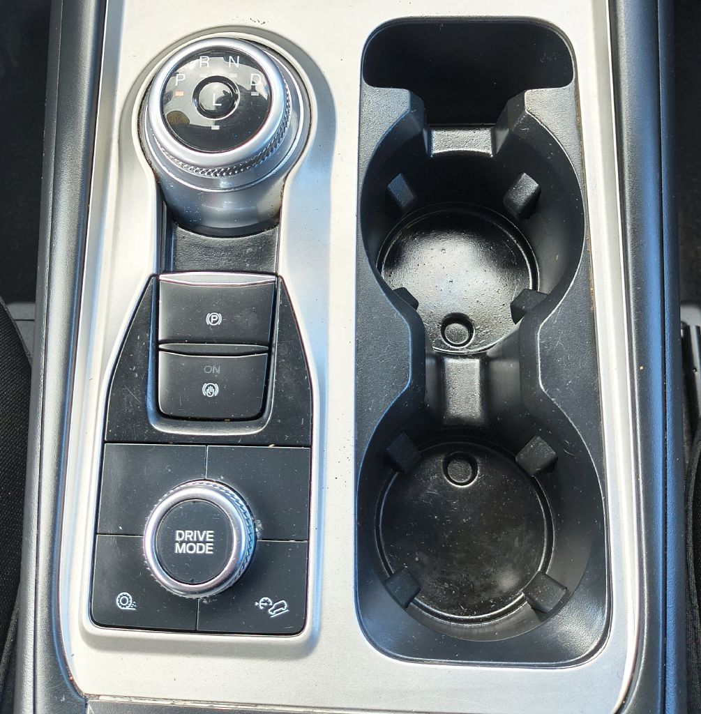 Photo 9 of this FORD EXPLORER