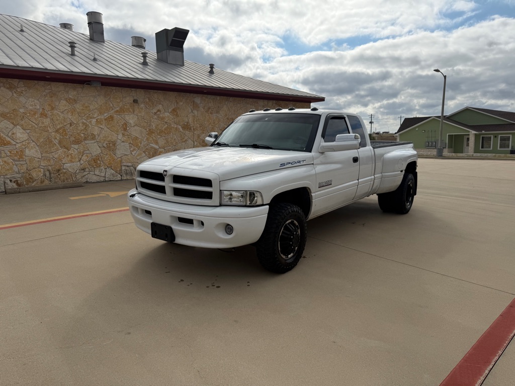 2001 Dodge Ram Pickup SLT's photo