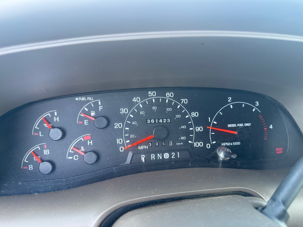 Photo 18 of this FORD EXCURSION