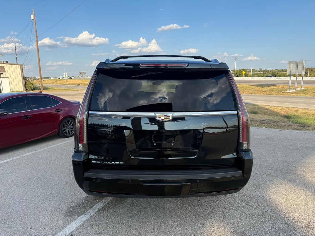 Photo 6 of this CADILLAC ESCALADE