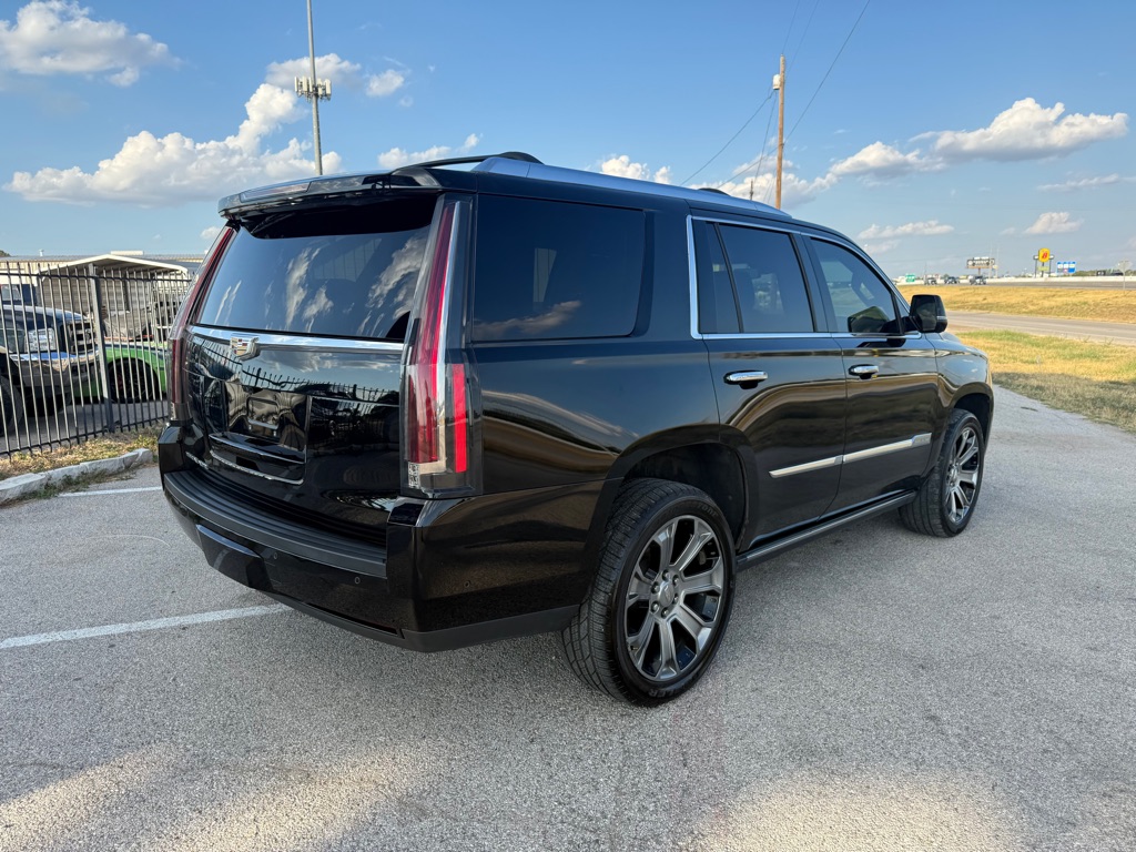 Photo 5 of this CADILLAC ESCALADE