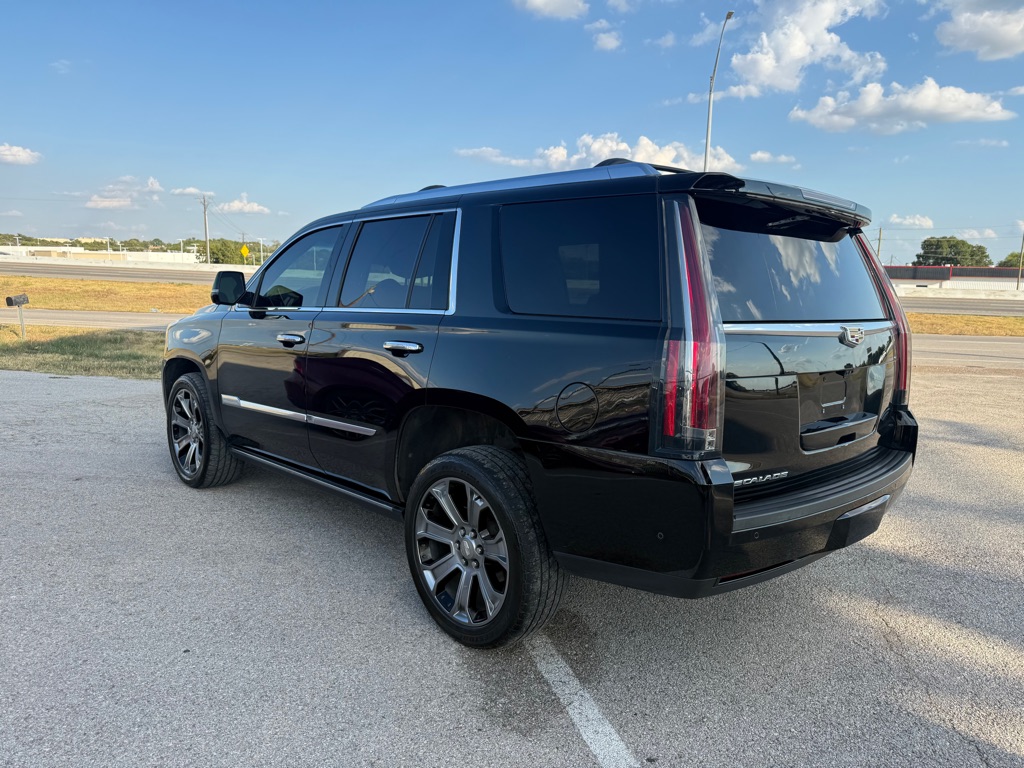 Photo 7 of this CADILLAC ESCALADE