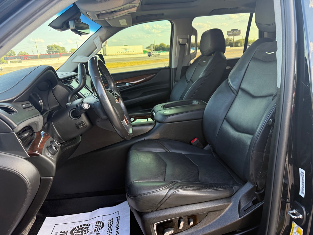 Photo 10 of this CADILLAC ESCALADE
