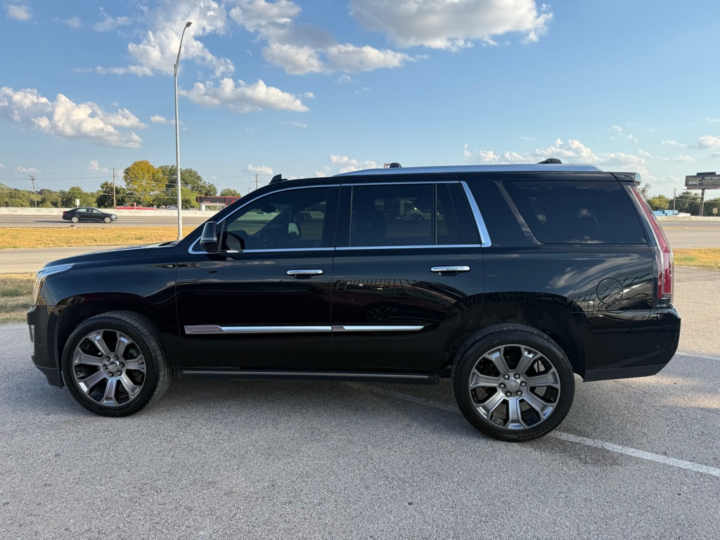 Photo 8 of this CADILLAC ESCALADE