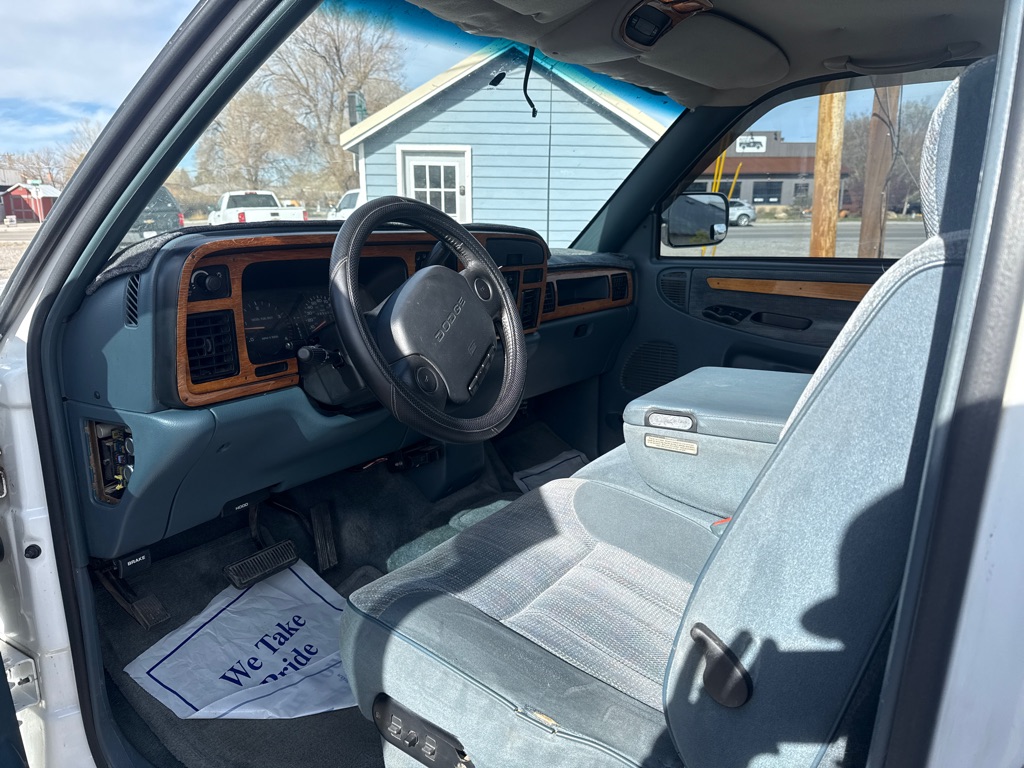 Photo 9 of this DODGE RAM 3500