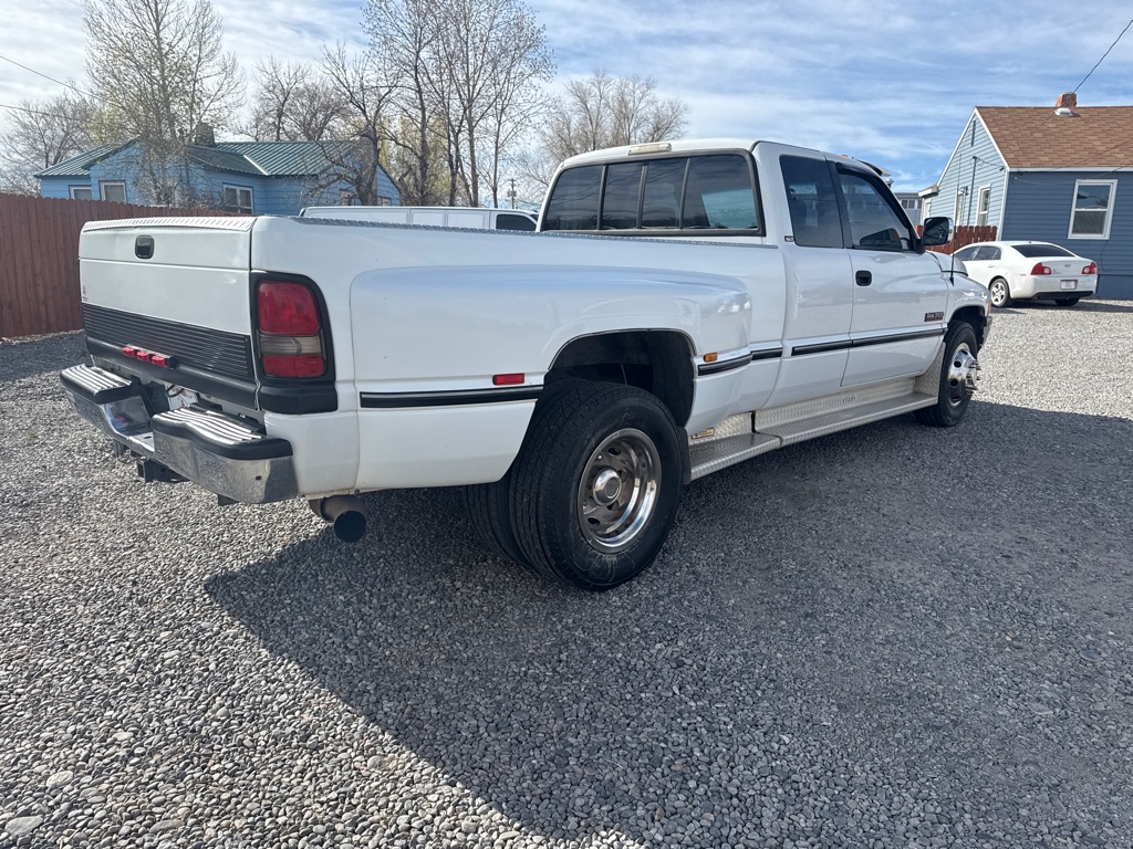 Photo 5 of this DODGE RAM 3500