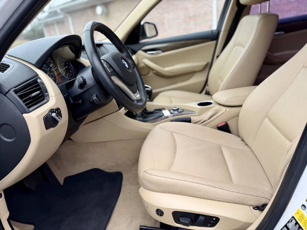 Photo 13 of this BMW X1