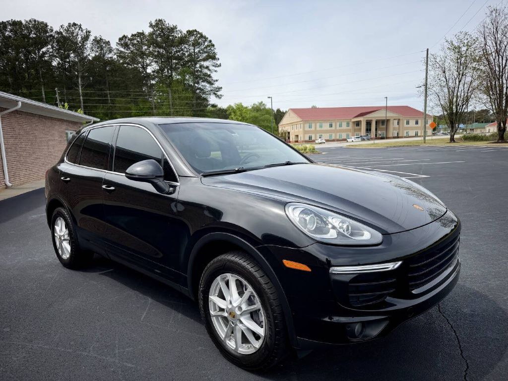 Photo 3 of this PORSCHE CAYENNE