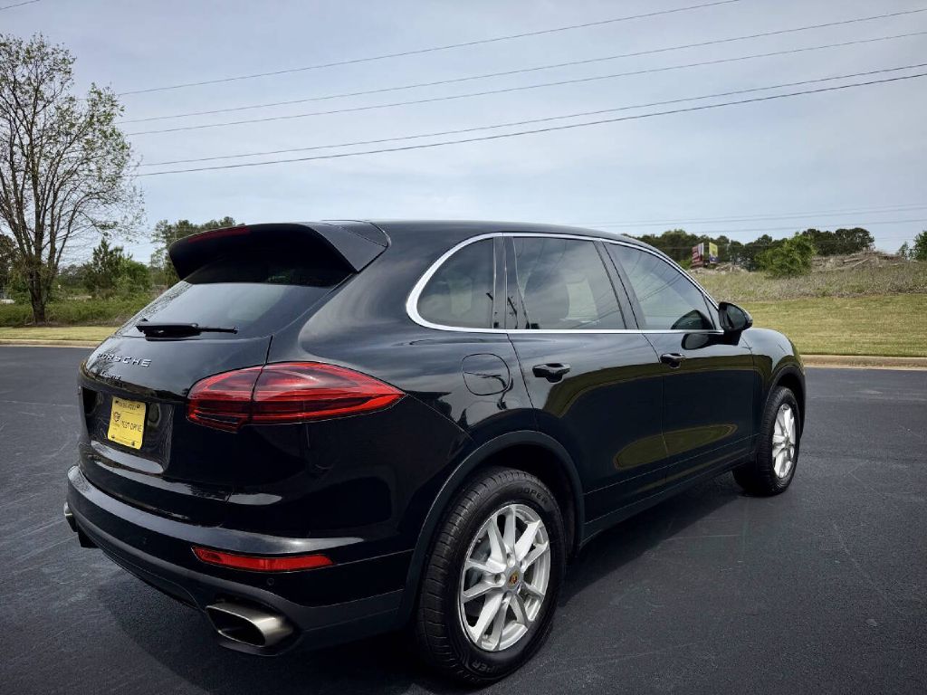 Photo 5 of this PORSCHE CAYENNE