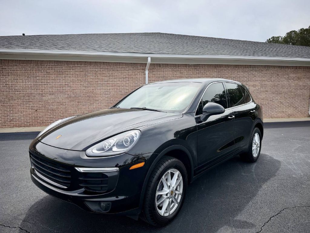 Photo 10 of this PORSCHE CAYENNE