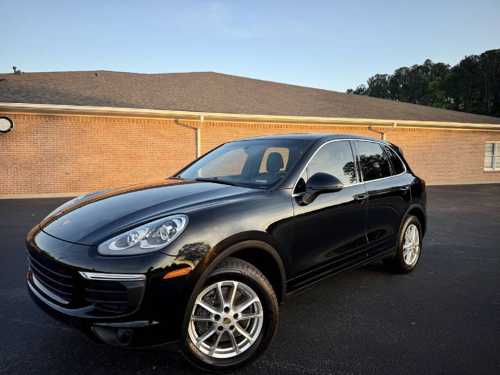 Photo 27 of this PORSCHE CAYENNE