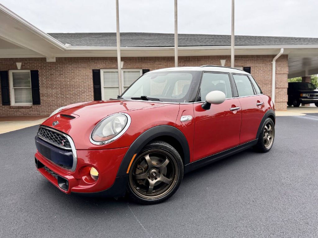Photo 3 of this MINI COOPER