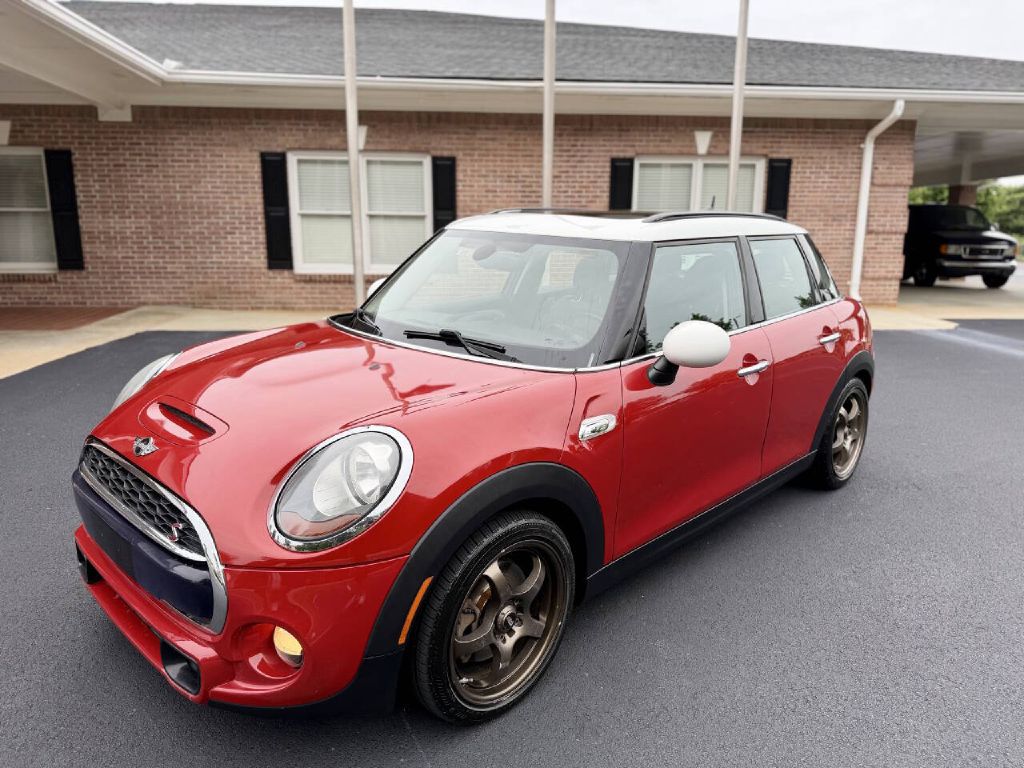 Photo 4 of this MINI COOPER