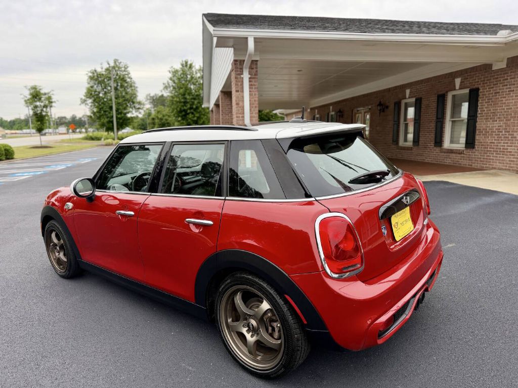 Photo 10 of this MINI COOPER