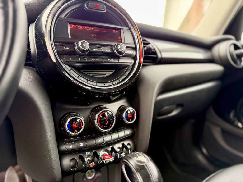Photo 26 of this MINI COOPER