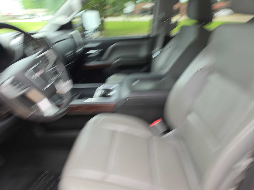 Photo 39 of this GMC SIERRA 2500HD