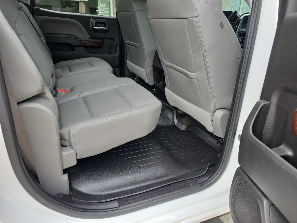 Photo 28 of this GMC SIERRA 2500HD