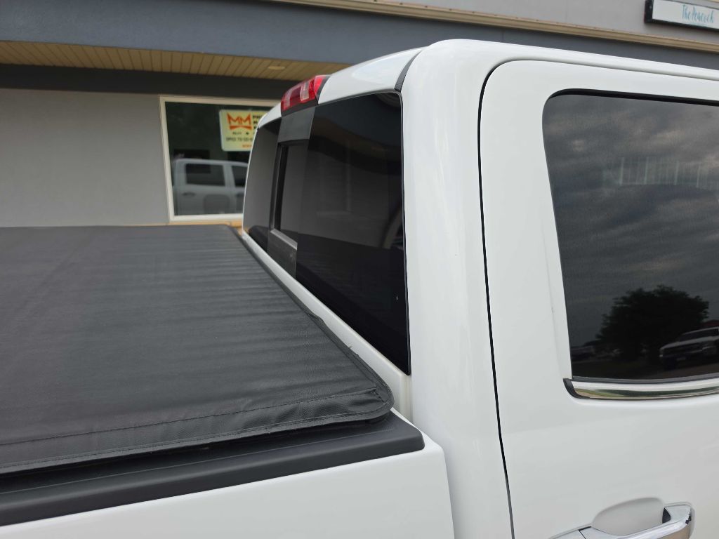 Photo 32 of this GMC SIERRA 2500HD