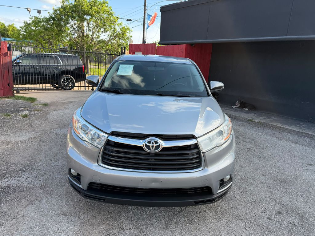Silver 2014 Toyota Highlander SUV / Crossover Front-Wheel Drive Automatic