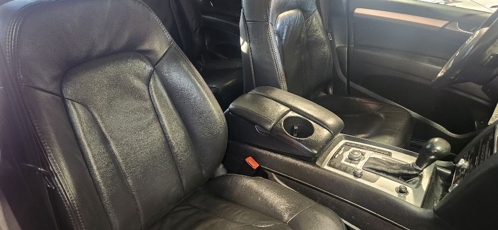 Photo 15 of this AUDI Q7