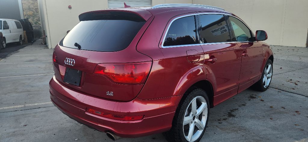 Photo 3 of this AUDI Q7