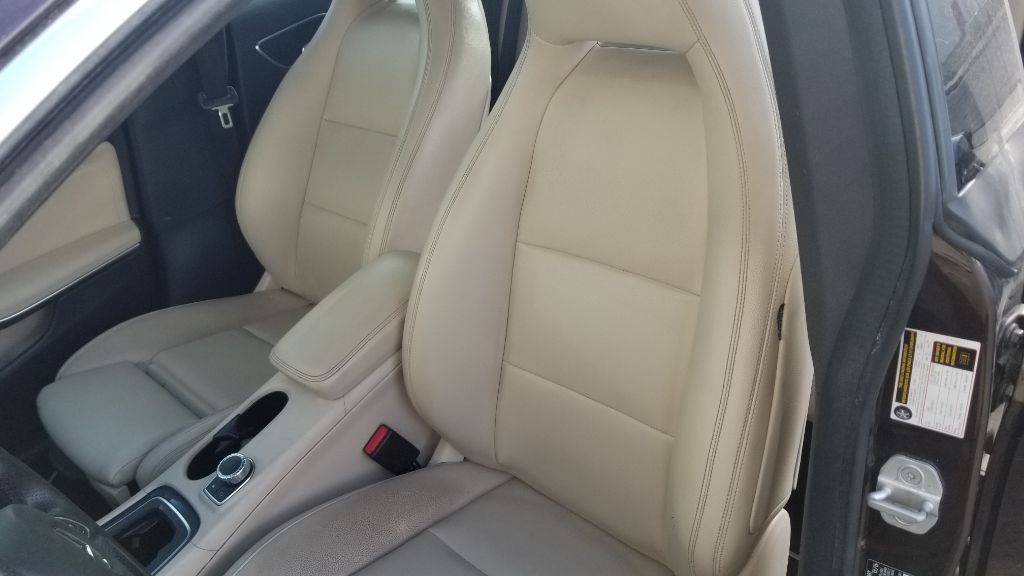 Photo 11 of this MERCEDES-BENZ CLA