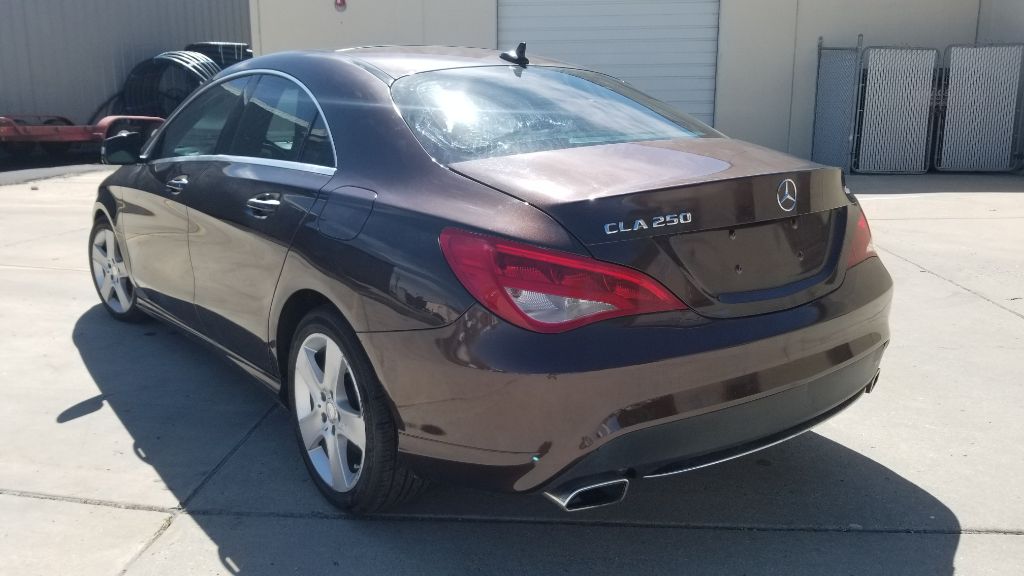 Photo 4 of this MERCEDES-BENZ CLA